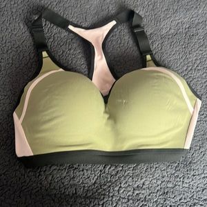 Victoria Secret Sports Bra